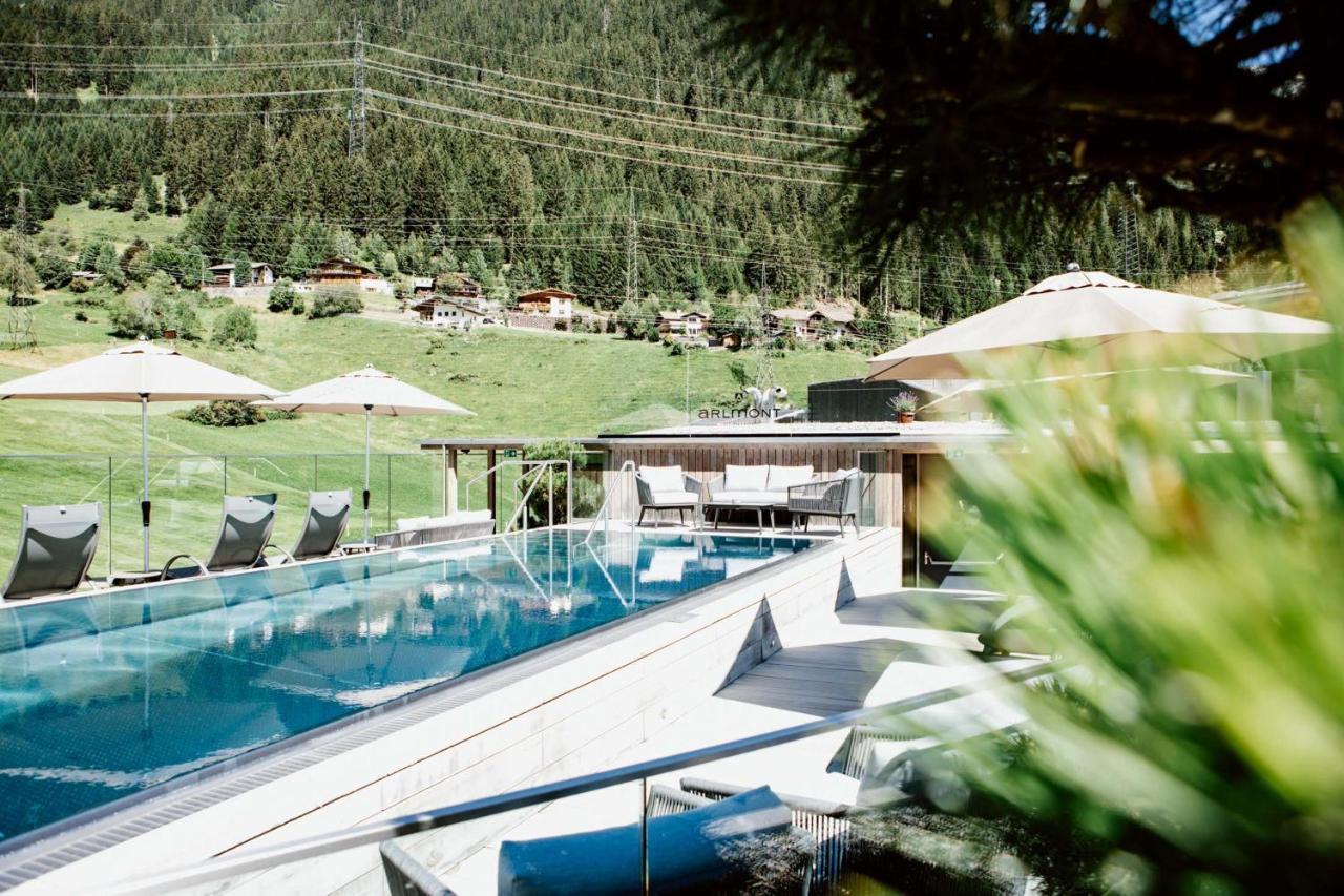 Hotel Arlmont 4 Stern Superior Sankt Anton am Arlberg Bagian luar foto