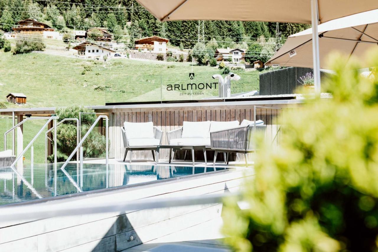Hotel Arlmont 4 Stern Superior Sankt Anton am Arlberg Bagian luar foto